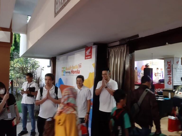 AHM Berangkatkan 2.009 Konsumen Mudik Balik Bareng Honda