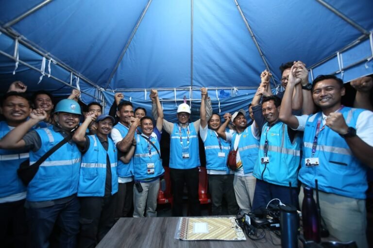 Pompa Semangat Personel, Dirut PLN Spontan Datangi Pos Siaga Kelistrikan
