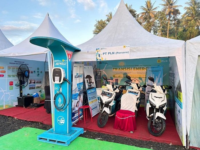 Peringati Hari Bumi, PLN Kenalkan SPKLU dan Kendaraan Listrik Ramah Lingkungan