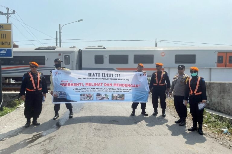 KAI Daop 4 Tegas Tutup Perlintasan Sebidang Tak Resmi