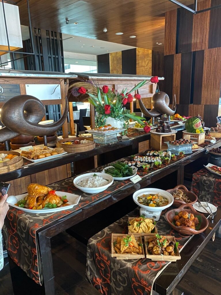 PO Hotel Semarang Rayakan Kemerdekaan dengan Makan Free Flow Buffet Ala Nusantara