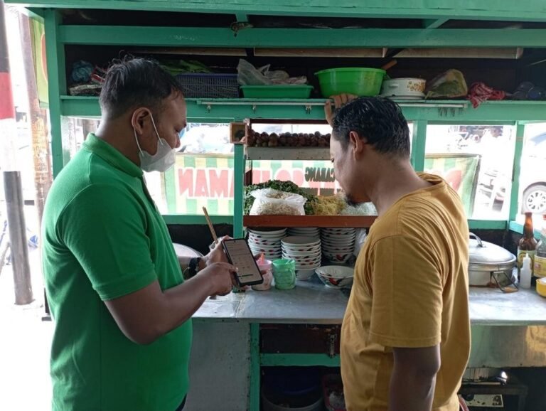 Grab, Emtek dan Bukalapak Bantu Modal dan Pendampingan untuk UMKM di Kota Kecil
