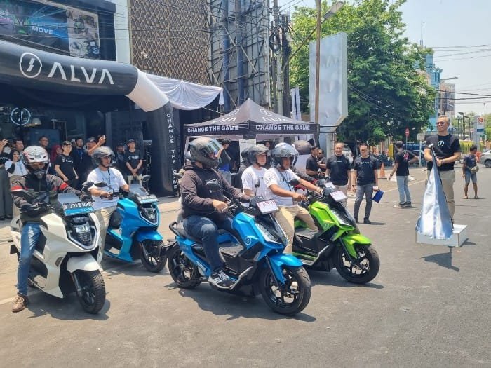 Motor Listrik ALVA Garap Pasar Semarang