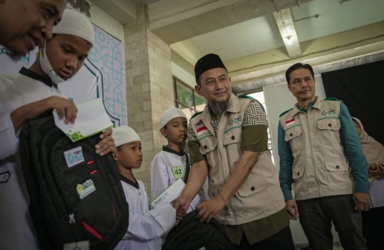 Khitan Massal PLN, Ramaikan Peringatan Hari Listrik Nasional Tahun ini