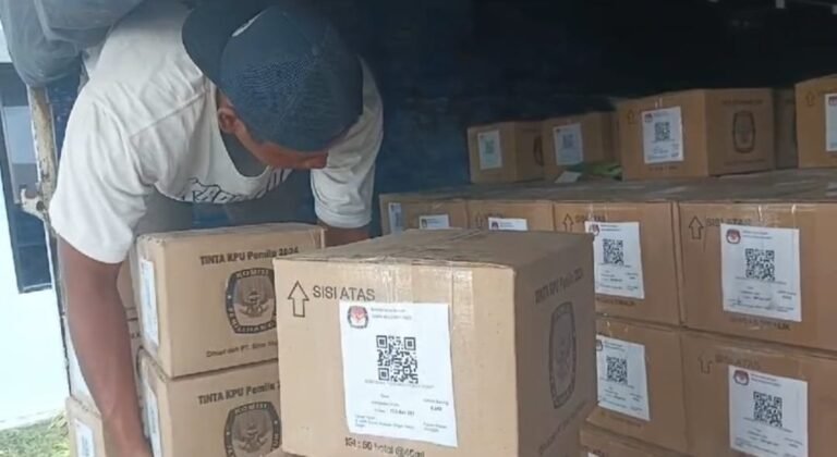 Tinta Pemilu Terdistribusi ke KPU