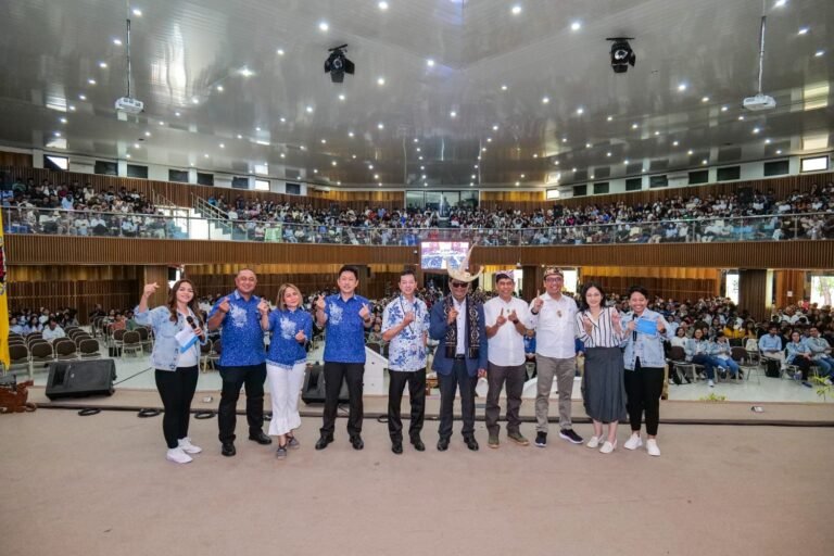 BCA Berbagi Ilmu Sambangi UKSW Salatiga