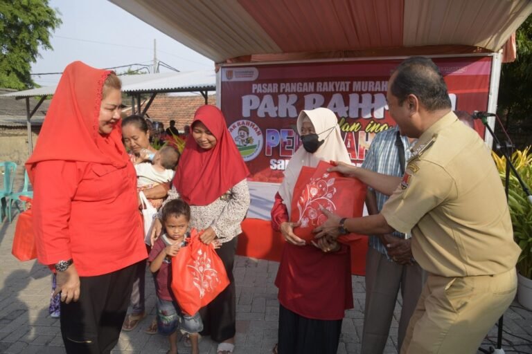 Bantu Pekerja Perempuan, Pemkot Gelar Pak Rahman di Pabrik