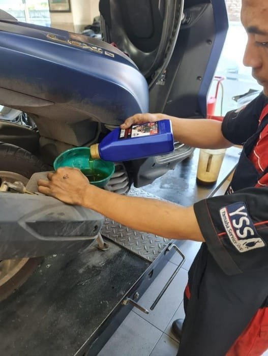 Ini Manfaat Ganti Oli Secara Rutin dengan Yamalube