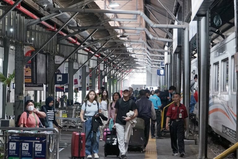 Libur Nataru, Penumpang Kereta Api Tembus 29 Ribu Lebih