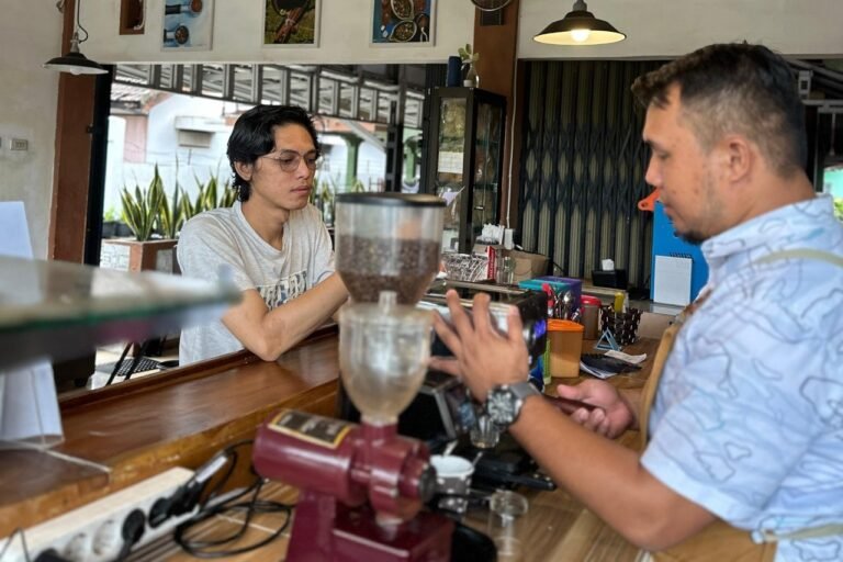 Deni Saputra Sukses Bisnis Kopi Berkat Rumah BUMN Baturaja