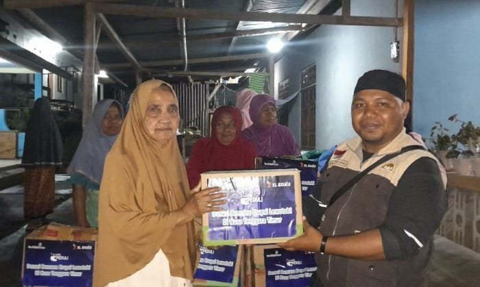 XL Axiata Salurkan Bantuan untuk Warga