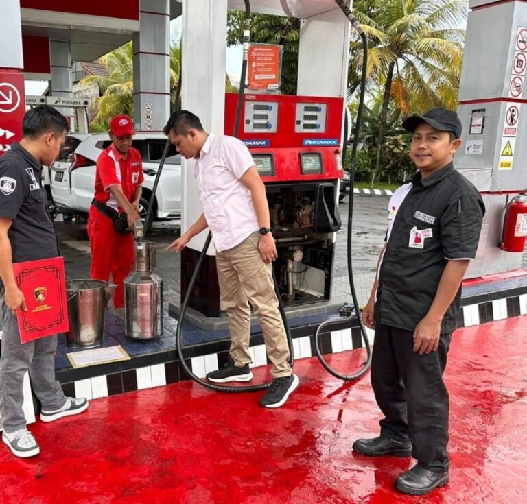 Supaya Tidak Curang, SPBU di Karanganyar Disidak Tim Gabungan 