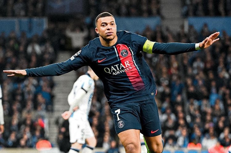 Kado Perpisahan Ingin Juara Liga Champions