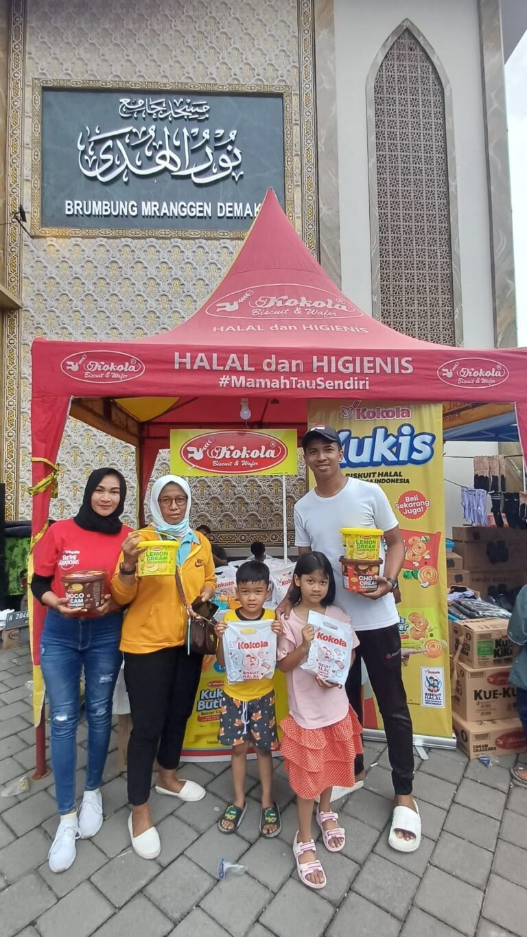 Biskuit Kokola Turut Dukung Megengan 2024 di Demak