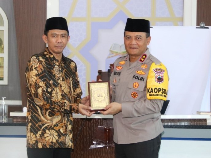 Masuk Bursa Pilgub Jateng, Kapolda Ahmad Luthfi Datangi MTA 