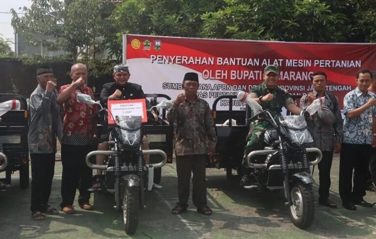 Terima Bantuan Alsintan, 40 Kelomtan Diharapkan Berinovasi