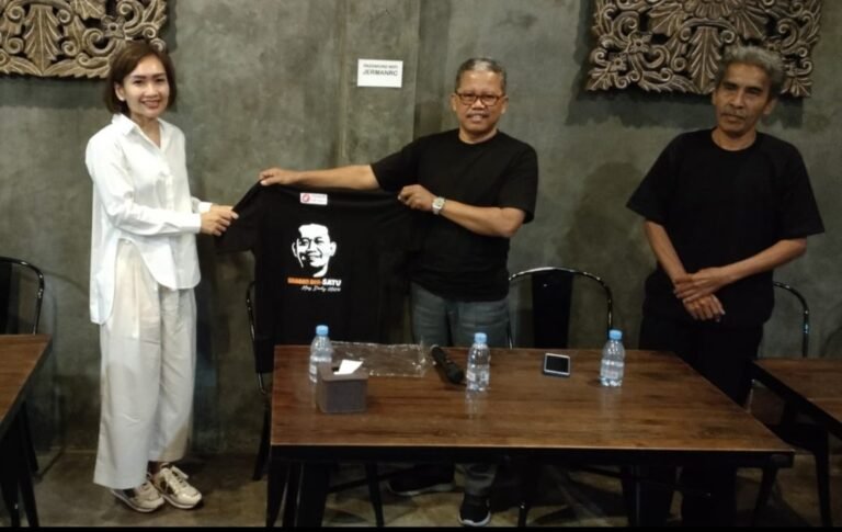 Calon Bupati Wina Tak Berminat Daftar PDIP