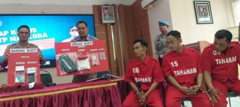 Polrestabes Ungkap Tiga Kasus Narkoba: Tangkap Tiga Pelaku BB Sabu 2 Kg 50 Butir Ekstasi 