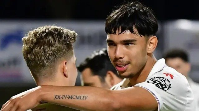 Semakin Banyak Posisi Bek Semakin Baik