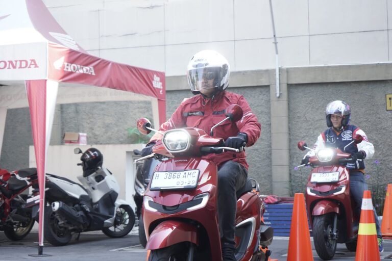 Astra Motor Jateng Gelar Safety Riding FOMO Bareng Jurnalis, B/Vlogger, dan Honda Community Jateng