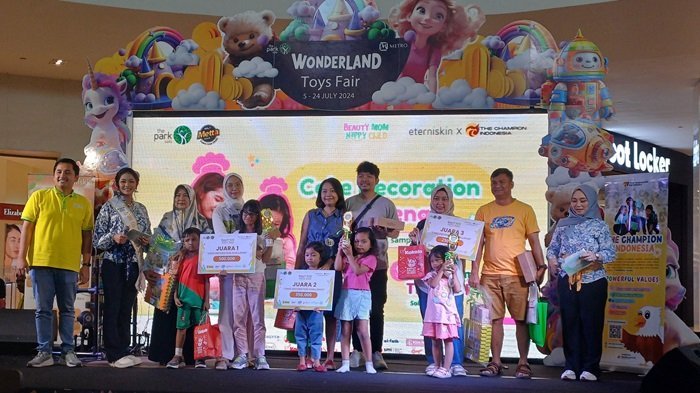 Hari Anak Nasional, Kokola Menggelar Lomba Cake Decoration Ibu dan Anak