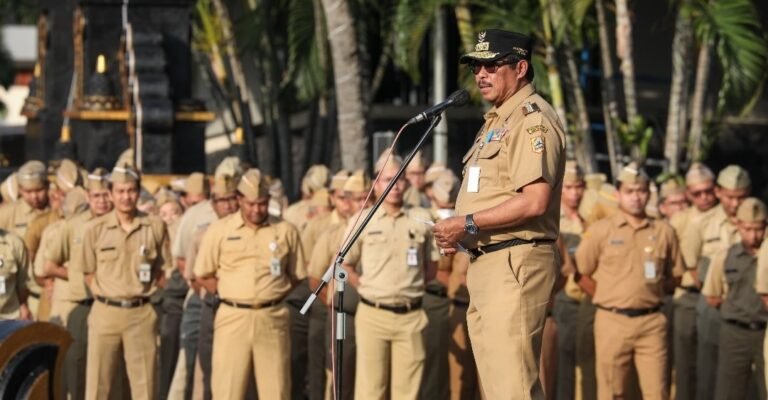 Jelang Hari Jadi ke-79 Pemprov Jateng, Nana Sudjana Minta Jajarannya Kerja Keras Turunkan Kemiskinan