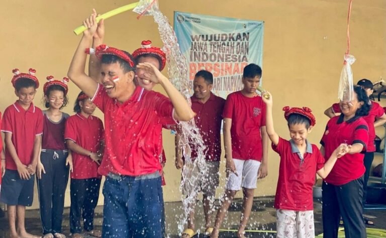 Lomba Tujuh Belasan Anak-Anak Tuna Netra Dria Adi Semarang 