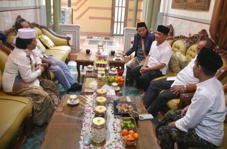 Ahmad Luthfi Sowan KH Afifudin Kebumen