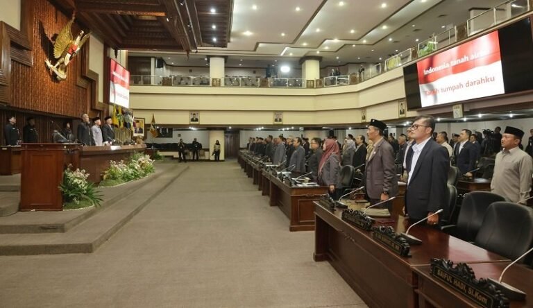 Rapat Paripurna Pembentukan Fraksi dan Tim Penyusun Tatib DPRD Jateng