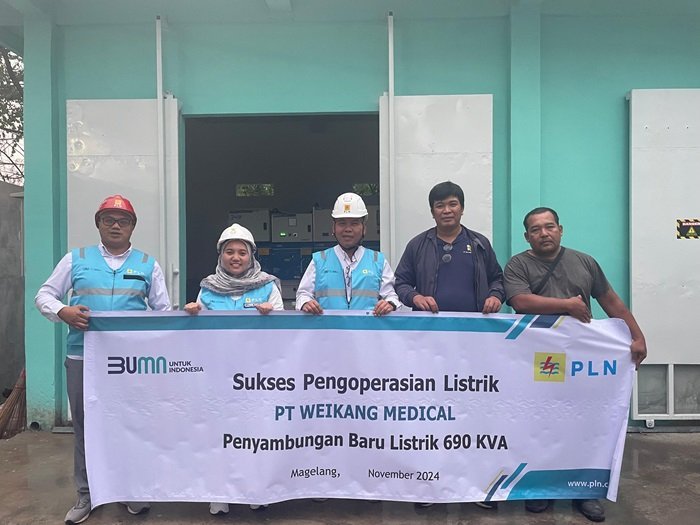 Sambut Natal dan Tahun Baru, PLN Lakukan Pasang Baru PT WEI KANG MEDICAL 