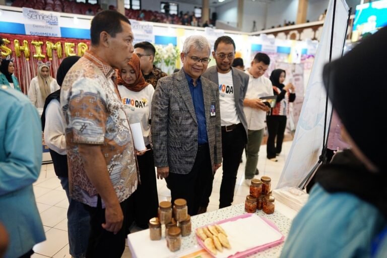 Demo Day Semesta WMK Lahirkan Ratusan Wirausahawan Mahasiswa