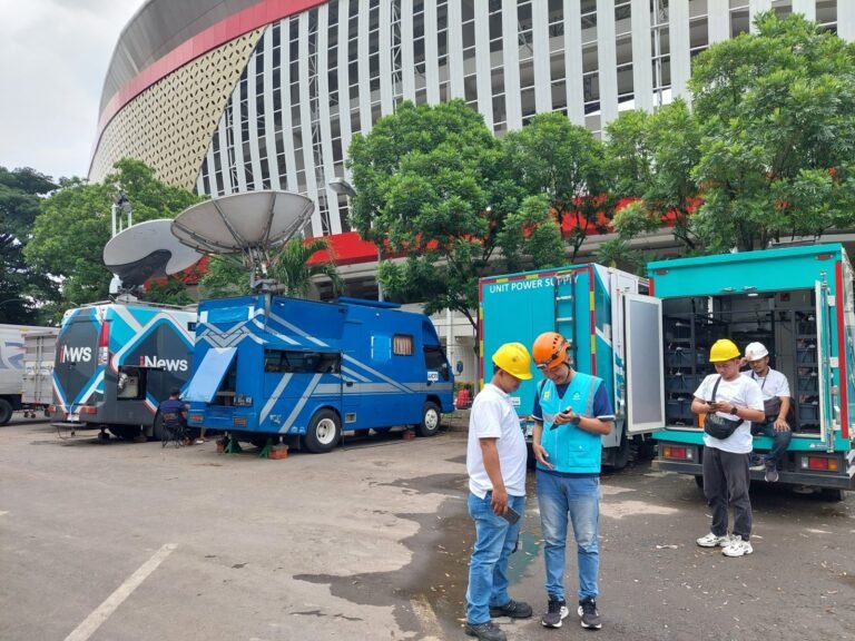 PLN UP2D Jateng & DIY Sukseskan Piala AFF di Solo