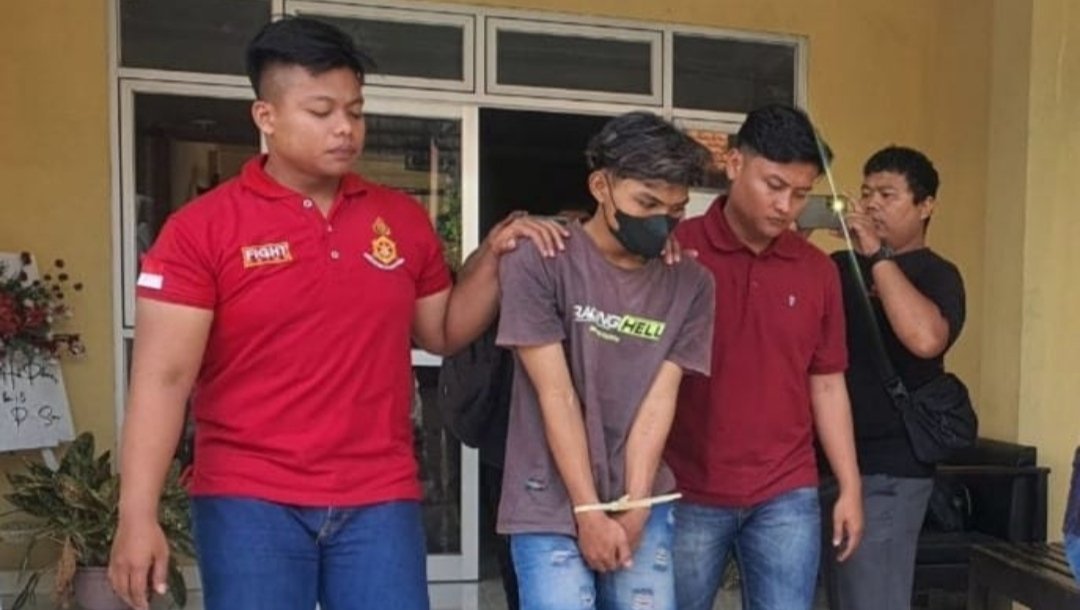 Polisi Grebek Rumah Sarang Pil Koplo di Sragen 