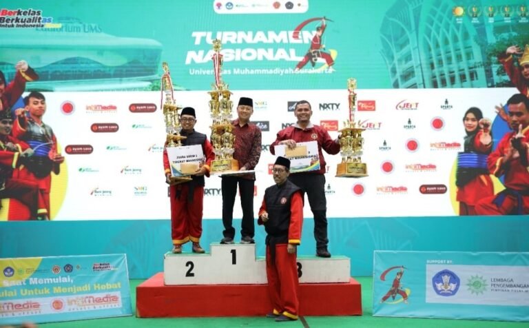 Raih 10 Emas, UMS Juara Umum Turnamen Nasional 1 Tapak Suci