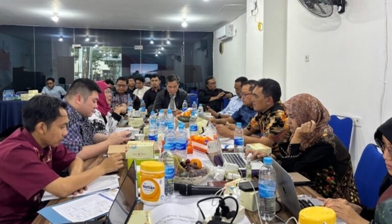 Luthfi-Yasin Gaungkan Tagline “Ora Ono Sing Ditinggal”