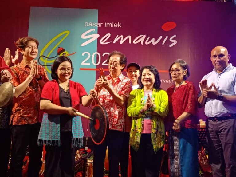 Bos Sido Muncul Irwan Hidayat Hadiri Penutupan Pasar Imlek Semawis 2025