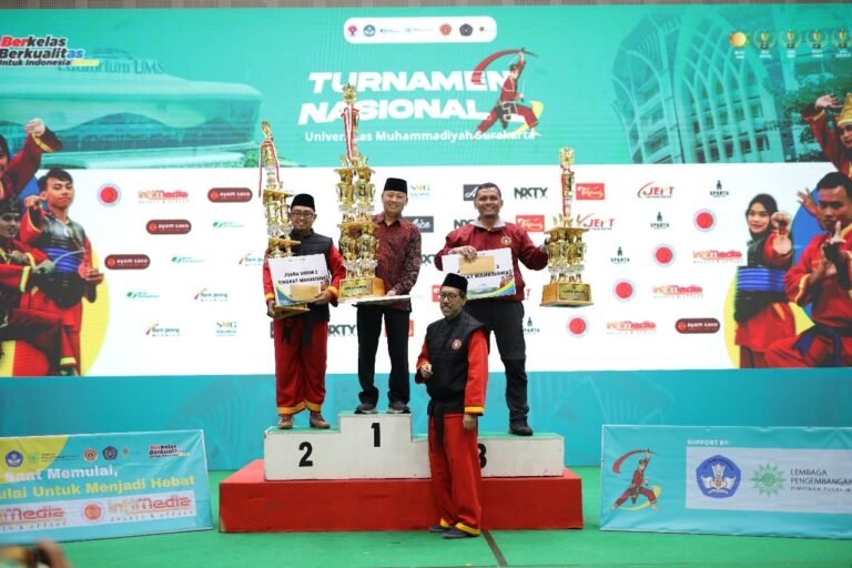 Raih 10 Emas, UMS Juara Umum Turnamen Nasional 1 Tapak Suci