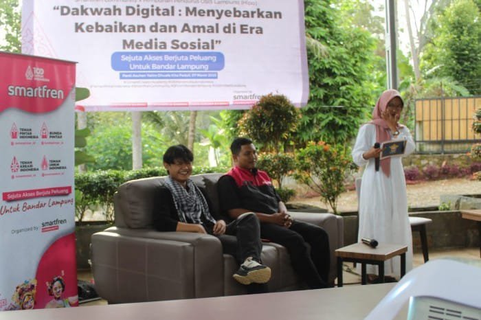 Smartfren Gelar Workshop Santri Ngonten