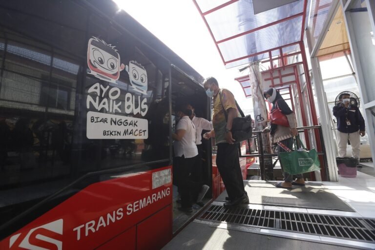 Semarang Inklusif : BRT Semarang Terus Perkuat Layanan Disabilitas