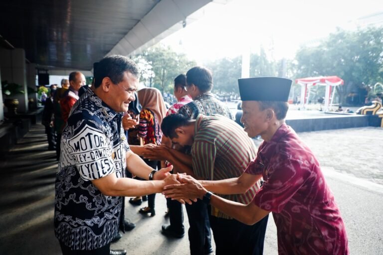 Halal Bihalal ASN, Ahmad Luthfi Tegaskan Larang Jual Beli Jabatan