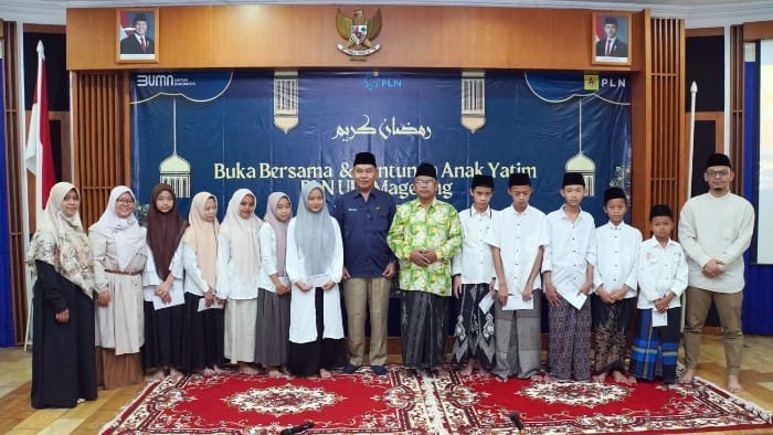 Lebaran, PLN UP3 Magelang Berbagi Kebahagiaan Bareng Yatim Piatu