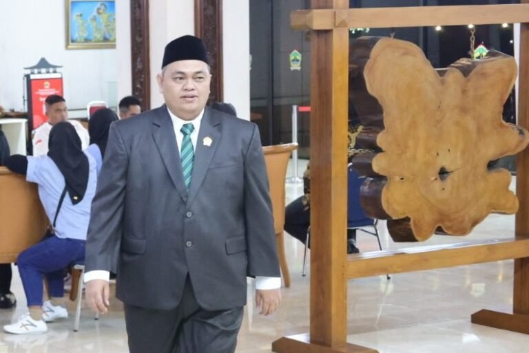 Sarif Minta Kearifan Lokal Ditonjolkan dalam Pencapaian Swasembada Pangan di Jawa Tengah