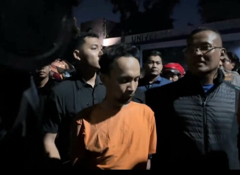 Sempat di Tawan Mahasiswa Usai Bentrok Aksi May Day, Anggota Polisi Akhirnya di Bebaskan