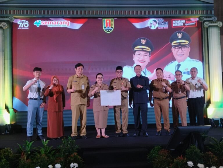 Wali Kota Semarang Agustina Berkomitmen Perbaiki Semua Kerusakan Kontainer Sampah