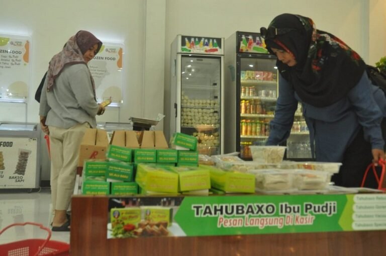Inovasi Tahubaxo Ibu Pudji Kemasan Sterilisasi: Awet Tanpa Pengawet, Pesanan sampai Luar Negeri