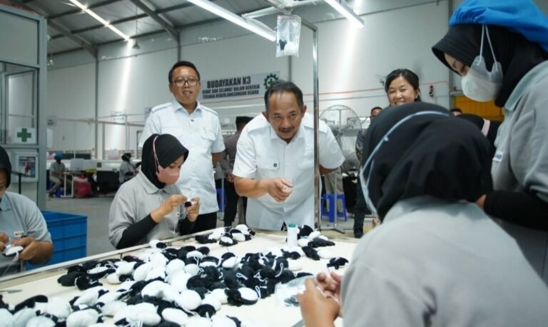 Gebrakan 100 Hari Kerja Bupati dan Wakil Bupati Karanganyar