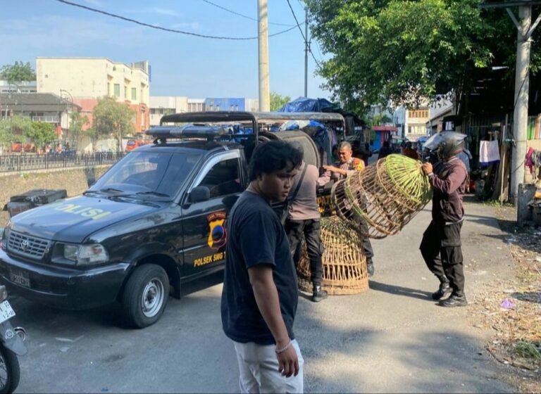 Arena Perjudian Sabung Ayam di Pasar Johar, di Grebek Polisi